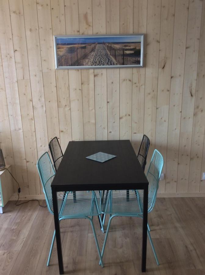 Les Obiones, Vue Laterale Mer, Fort Mahon Plage, Magnifique Studio Cabine 4P, Avec Balcon , Parking Prive Gratuit, Wifi, Classe 2 Etoiles, Exposition Plein Sud En Baie De Somme Exterior photo
