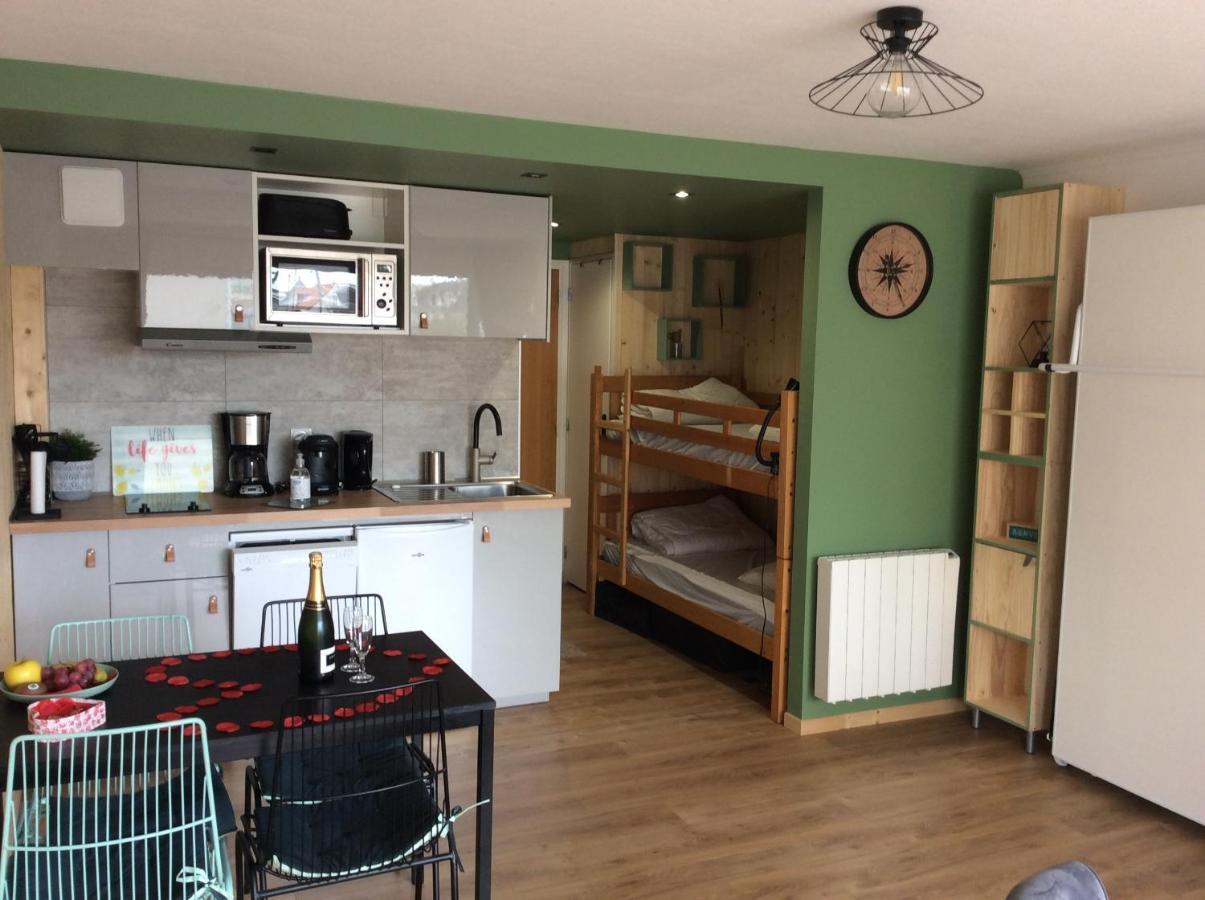 Les Obiones, Vue Laterale Mer, Fort Mahon Plage, Magnifique Studio Cabine 4P, Avec Balcon , Parking Prive Gratuit, Wifi, Classe 2 Etoiles, Exposition Plein Sud En Baie De Somme Exterior photo